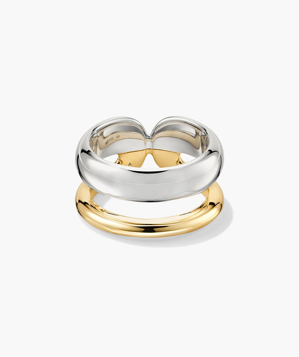 Two-tone interlocked ring in gold and silver, front view